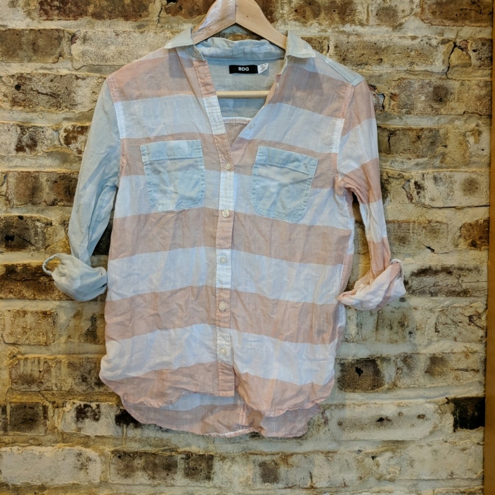 USA Button Down